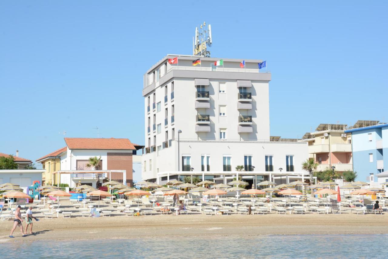 Hotel Caravel Marotta Exteriér fotografie